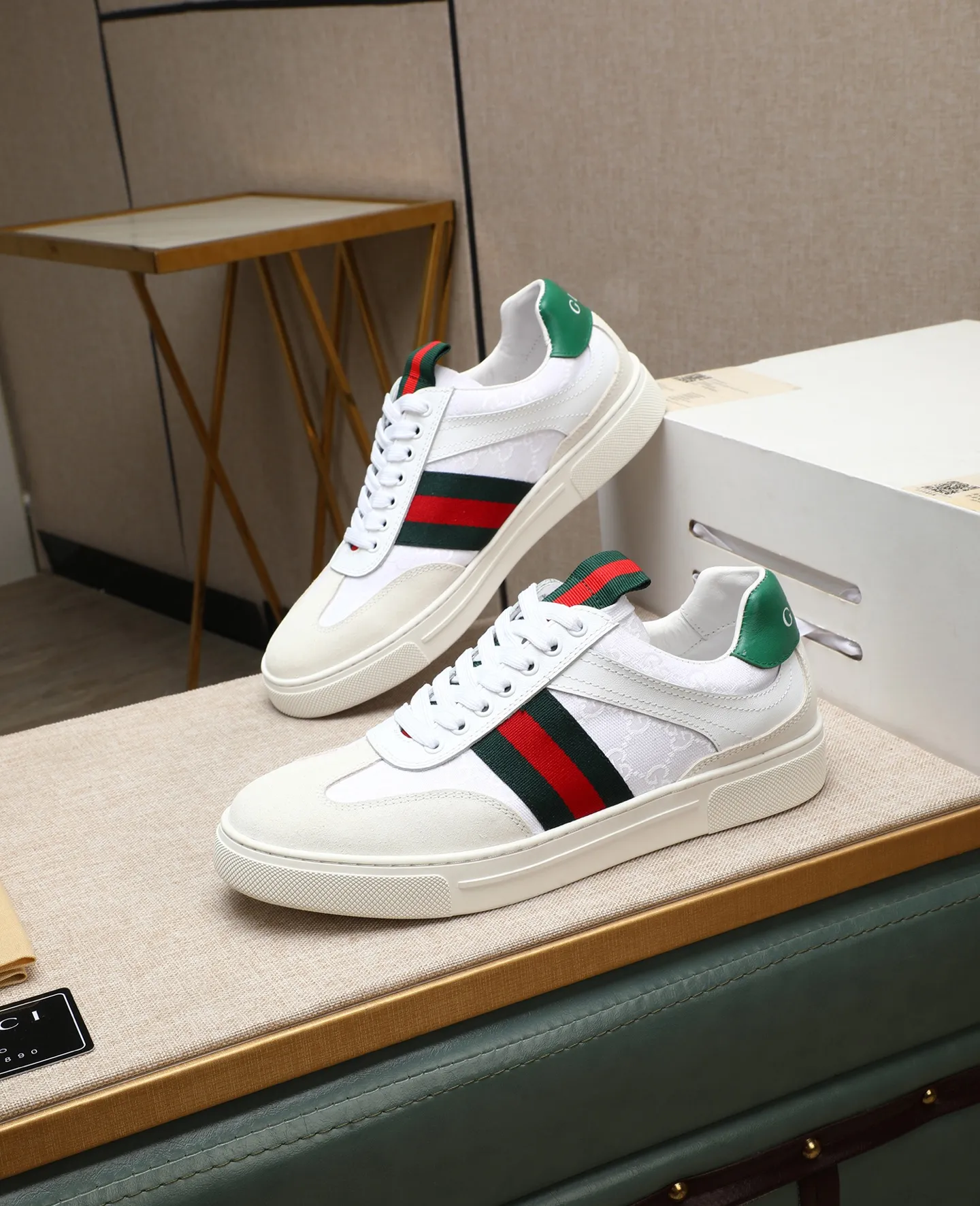 Men's men's shoes 💰440 GUCCI🔍🔍The latest model is on sale at the same time at the counter. Original calfskin imported from Italy, genuine leather lining, (high-end, noble, and classy) with exquisite workmanship. Sole: Original sole provided by the original factory, ⚠Exclusive double-layer movable molded sole super comfortable⚠, real shot 🎬The real thing is better🔍🔍"High quality·Follow the order" Code number 38-44
